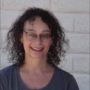Meet your Posher, Ilana